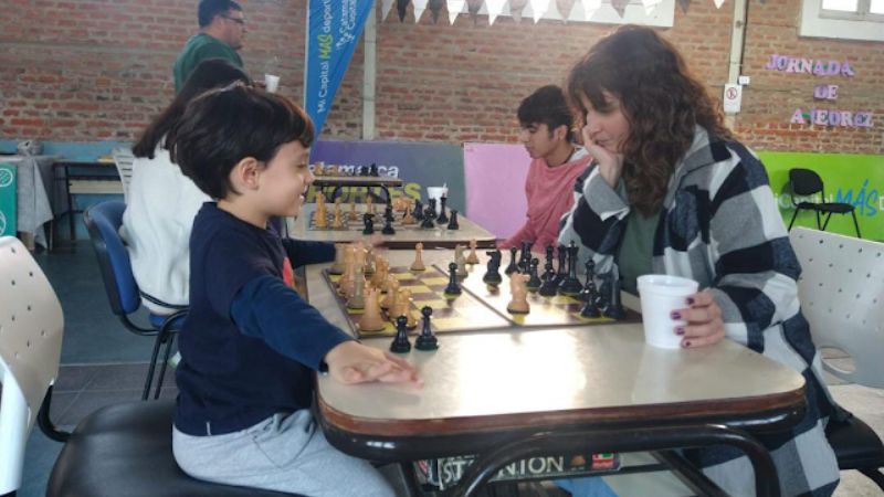 Gran Jornada de Ajedrez en “Poli Sur” de la Capital