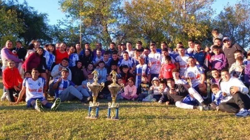 Histórico, Valencia campeón de la “A” y “B”