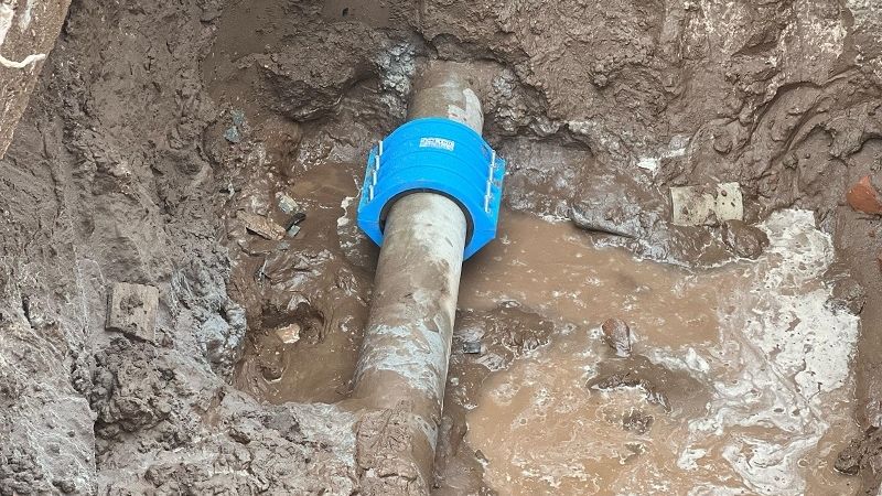 Finalizó reparación de caño de agua