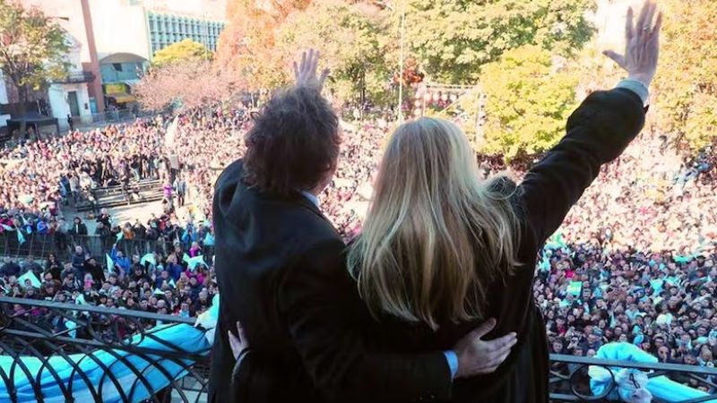 Sin Pacto; ahora ¿Consejo de Mayo y baja de impuestos?