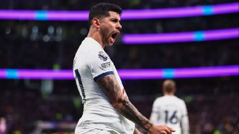 “Cuti” Romero, el defensor con más goles en la Premier