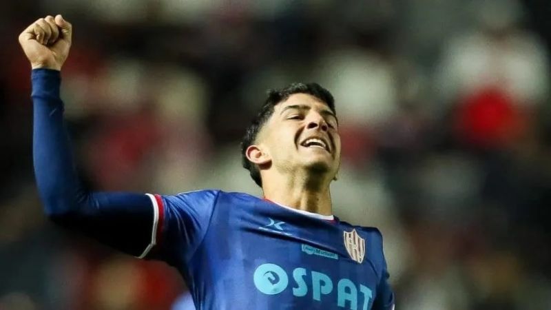 Unión venció a Barracas y también lidera