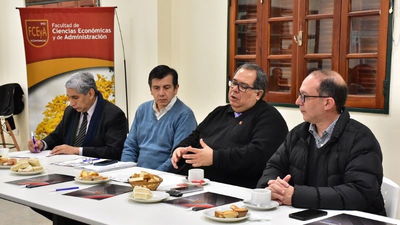 UNCA: Concluyó el Congreso Regional en Administración
