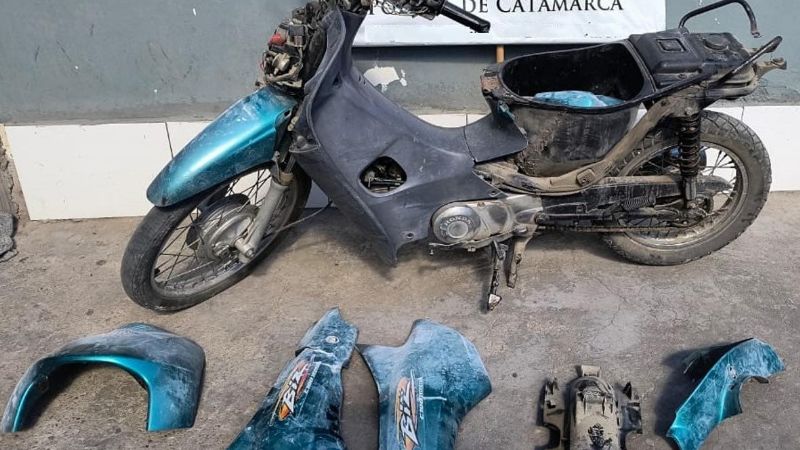 Policías recuperaron una motocicleta robada