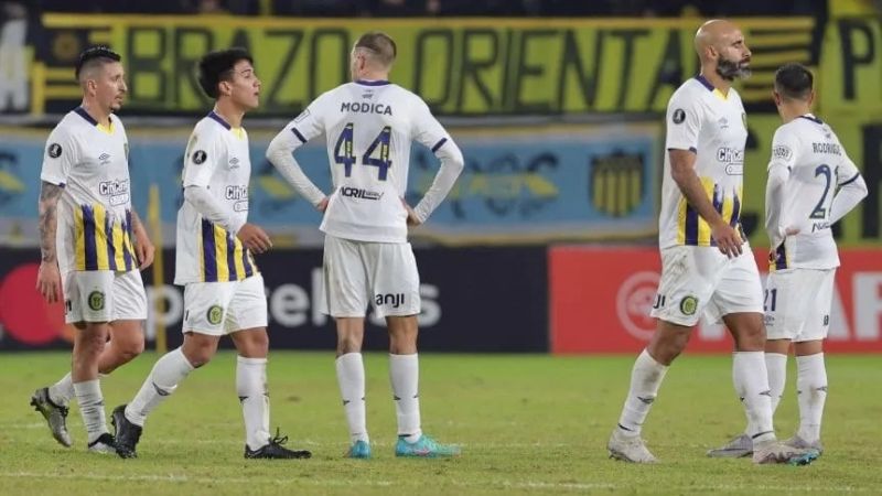 Central perdió con Peñarol, pero sigue en la Sudamericana