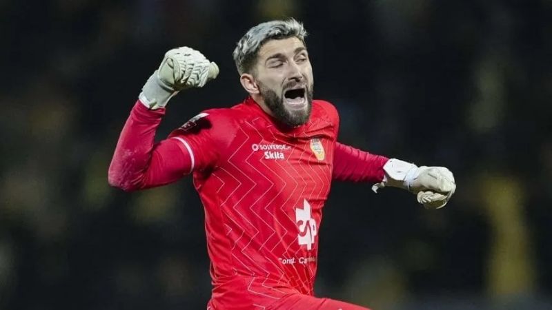 De Arruabarrena, el arquero que interesa a River