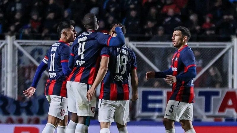 Empatando, San Lorenzo pasa a 8vos. de final
