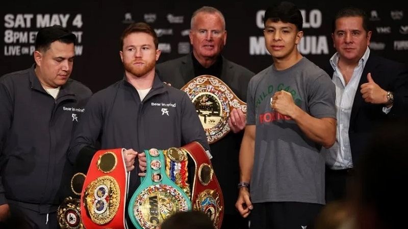 Canelo y Munguía, dos mexicanos en la cumbre del box