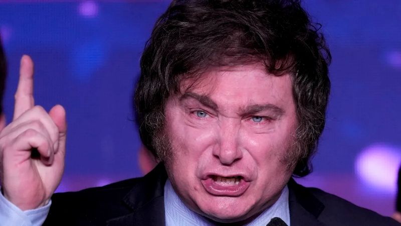 Milei acusa a Pedro Sánchez de llevar "pobreza y muerte" a España