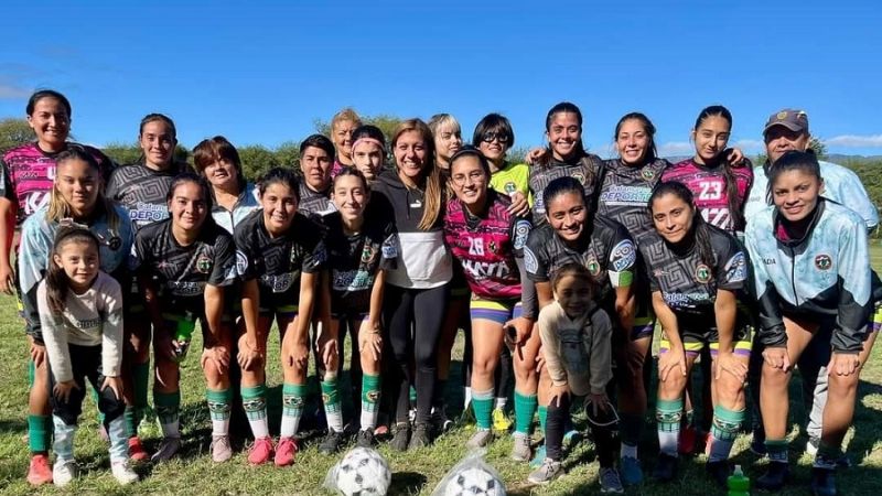 Los Sureños, imparable en el Femenino chacarero