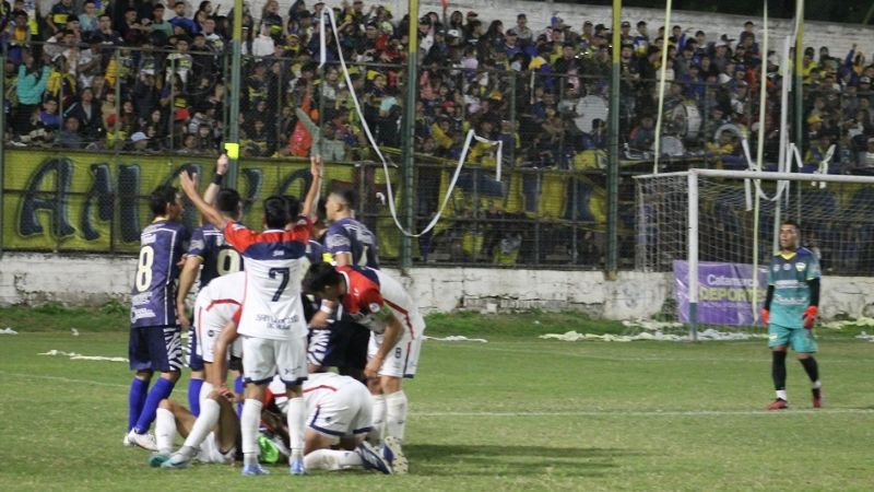 San Lorenzo bajó a Policial, en la Capital