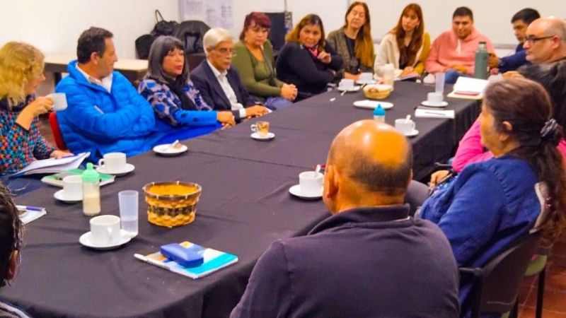 La Facultad de Salud se reunió con el Rector y actores sociales del barrio Los Ejidos