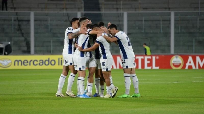 Ganó Talleres y está en 8vos. de la Libertadores