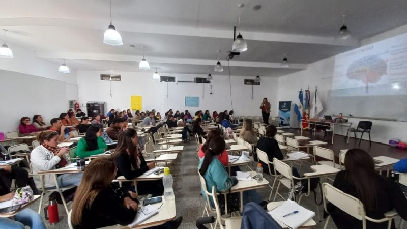 Con más de 200 inscriptos, se inició la Diplomatura Universitaria en Educación Emocional