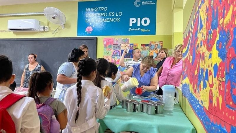 Garantizan el financiamiento de comedores escolares