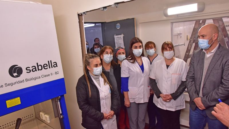 El Hospital San Juan recibió nueva cabina de bioseguridad para la preparación de medicación