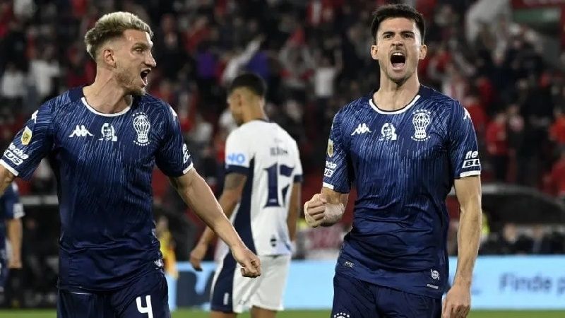 Ganó Huracán y se sumó a la cima de la Liga