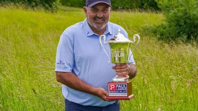 Tras cumplir condena, Cabrera gana torneo de golf