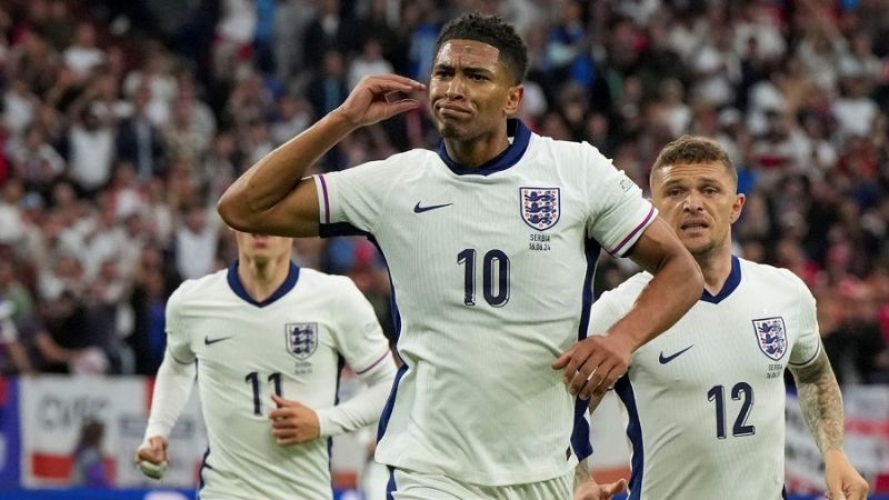 Inglaterra sufrió, pero venció 1-0 a Serbia