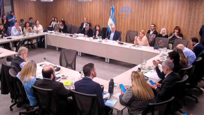 Diputados: La comisión de Cultura rechazó la parálisis del INCAA