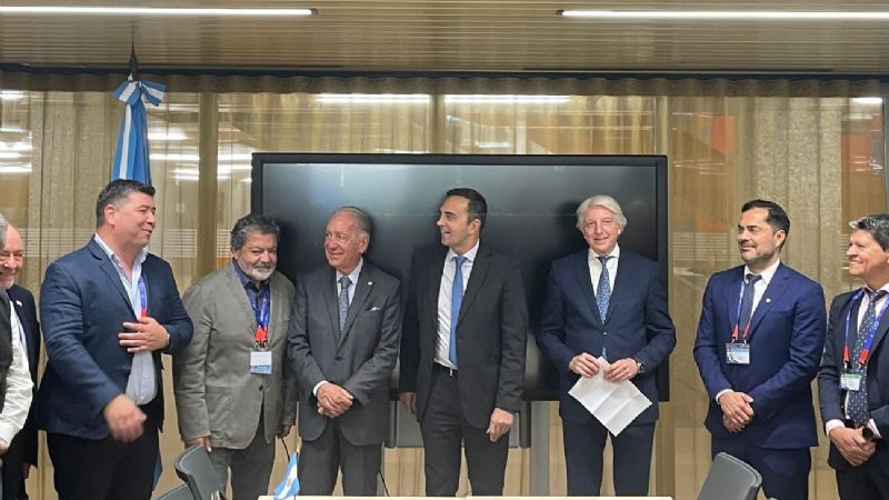 Empresarios, Gobierno y sindicatos reivindicaron soberanía de Malvinas