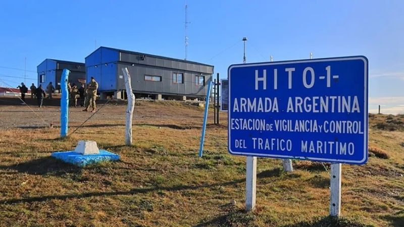 Tras reclamo chileno, Argentina remueve el panel solar