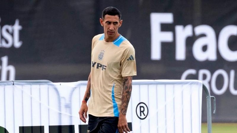 Paredes y Di María de arranque ante Canadá