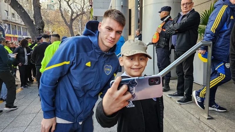 Boca provocó una fiesta al llegar a Mendoza