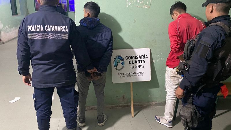 Atacaron a una adolescente para robarle el celular
