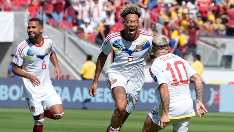 Venezuela lo dio vuelta y venció a Ecuador