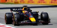 MAX VERSTAPPEN larga segundo, para no perderle pisada a Norris, que pretende disputarle su supremacía.