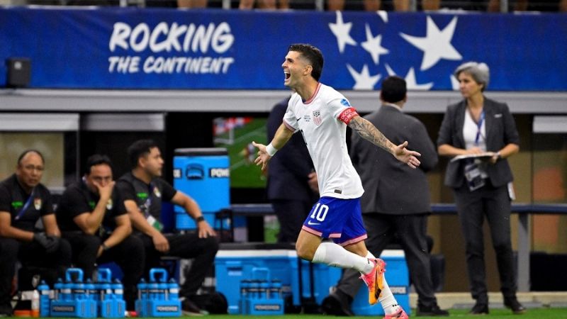 Estados Unidos venció 2-0 a Bolivia en el debut