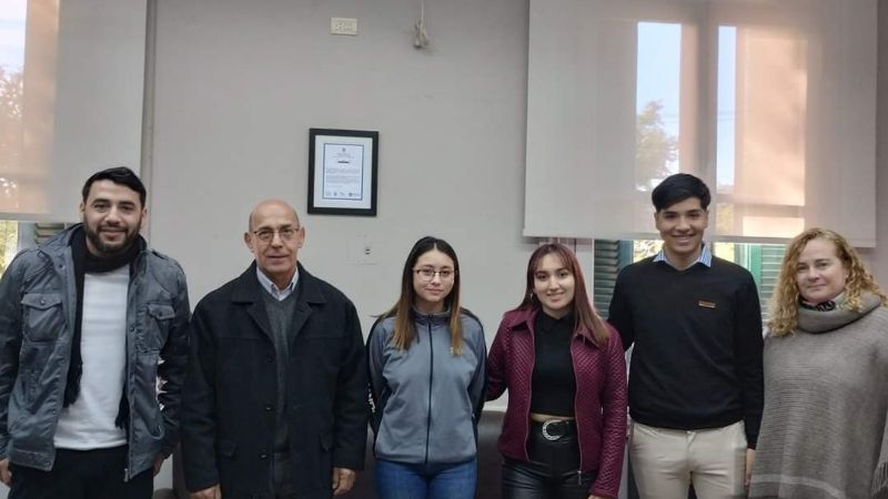 Seleccionan estudiantes de la UNCA para el programa de becas de grado