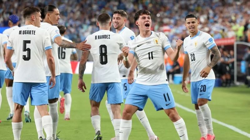Uruguay es cosa seria: 5-0 a Bolivia