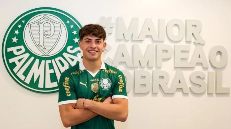 Giay  fue presentado oficialmente en Palmeiras