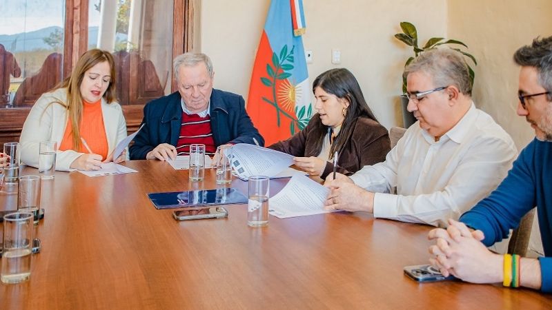 Provincia transfiere inmueble al Poder Judicial para nuevas dependencias