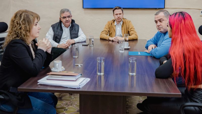 Raúl confirmó asistencia económica a los trabajadores despedidos de Textilcom