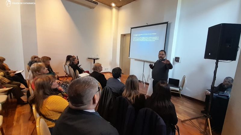 Charlas de concientización y prevención sobre Peligros en la Red y Grooming