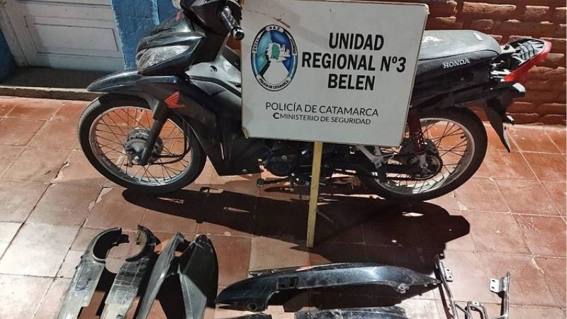 En Belén policías recuperaron una moto sustraída
