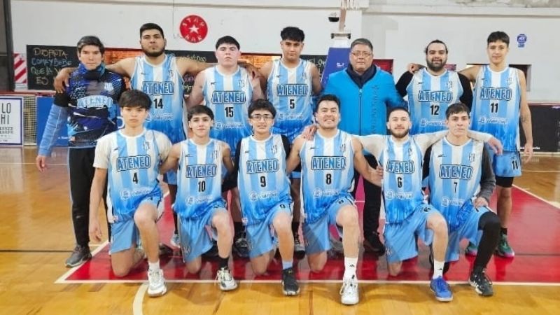 Red Star venció de manera contundente a Ateneo