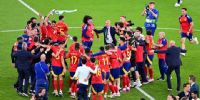 ESPAÑA celebrando su cuarta Eurocopa, como el seleccionado más ganador del continente; le sigue Alemania con tres.