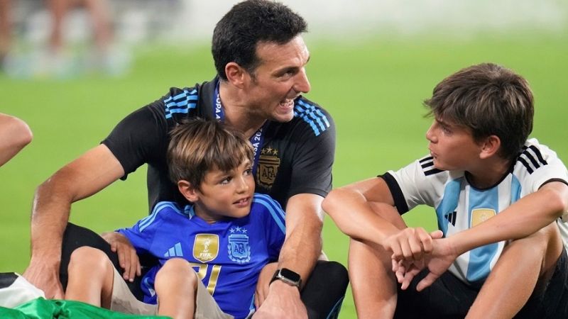 Scaloni “seguirá en la senda” con la Selección