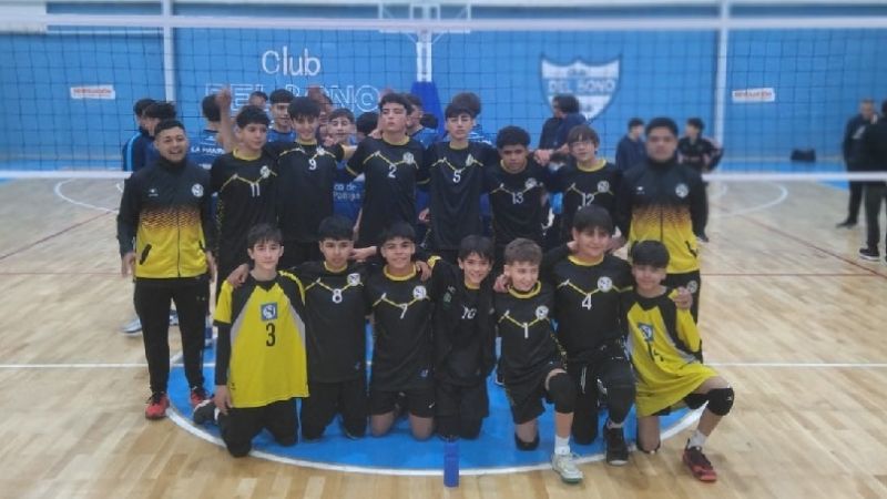 Vóley: Triunfos de las chicas y traspié de los varones