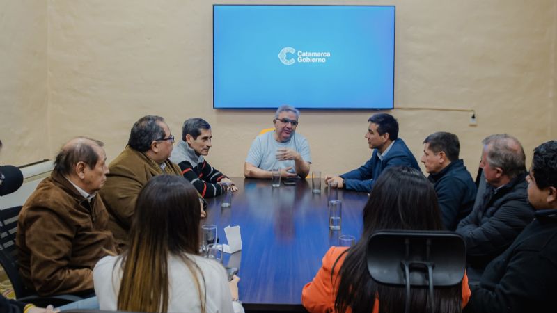 Gobierno y Consejo de Ciencias Económicas buscan mejorar la realidad tributaria