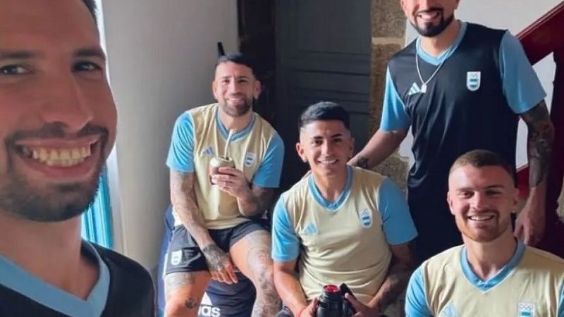 Otamendi, Julián y Rulli ya están en París