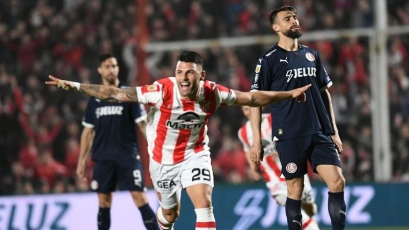 Instituto derrotó 3-1 a Independiente