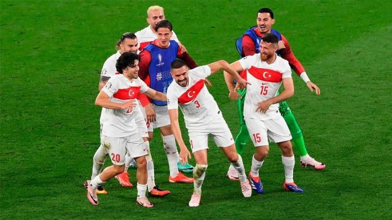 Turquía y Países Bajos los últimos clasificados a 4tos.