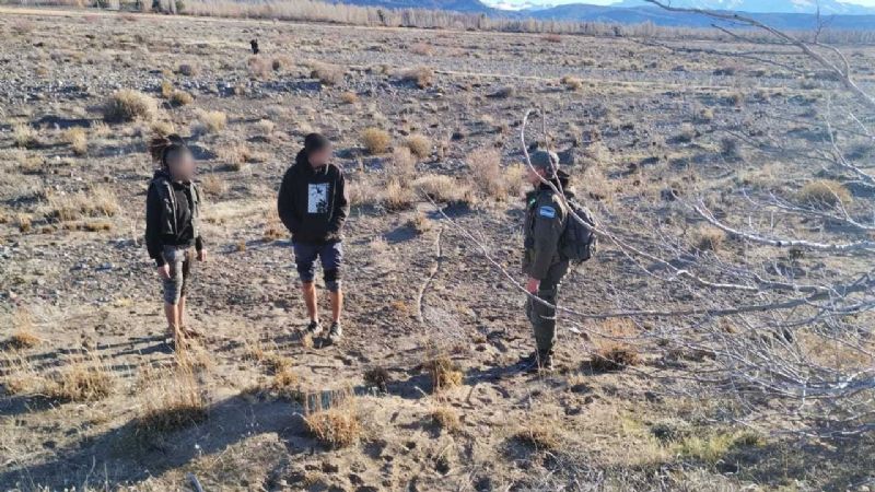 Expulsaron a tres ciudadanos chilenos que intentaron ingresar al país con marihuana