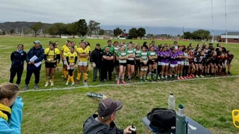 Homenaje del Rugby Femenino a Liliana Chamorro Savio
