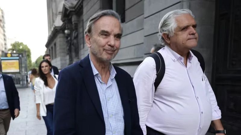 Piden que Milei se disculpe con López Murphy